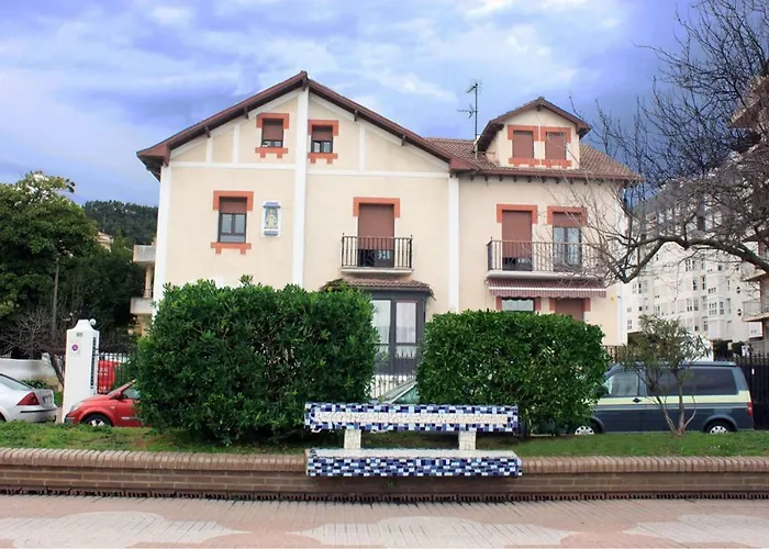 Hotel: Villa Floren Castro Urdiales